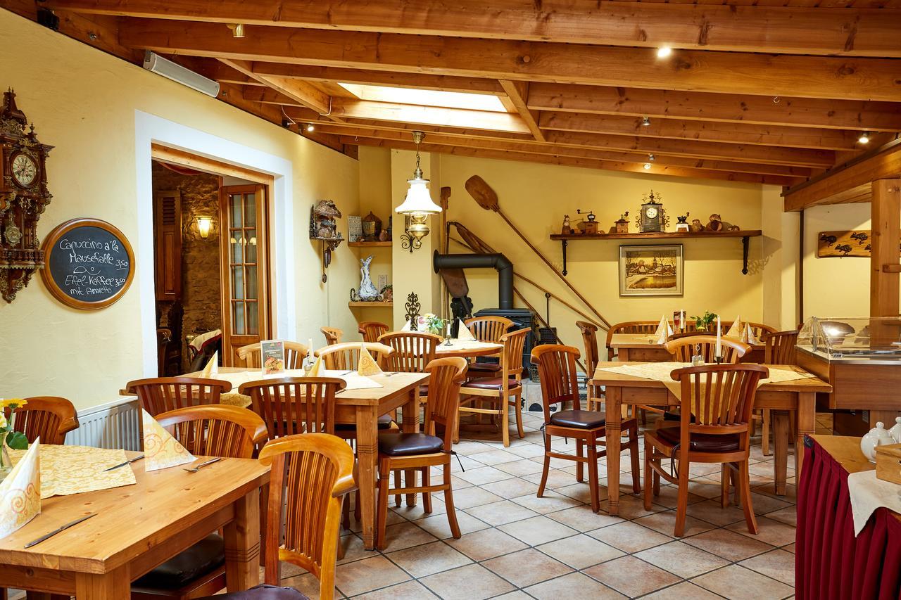 Hotel Am Eifelsteig Neroth Екстер'єр фото