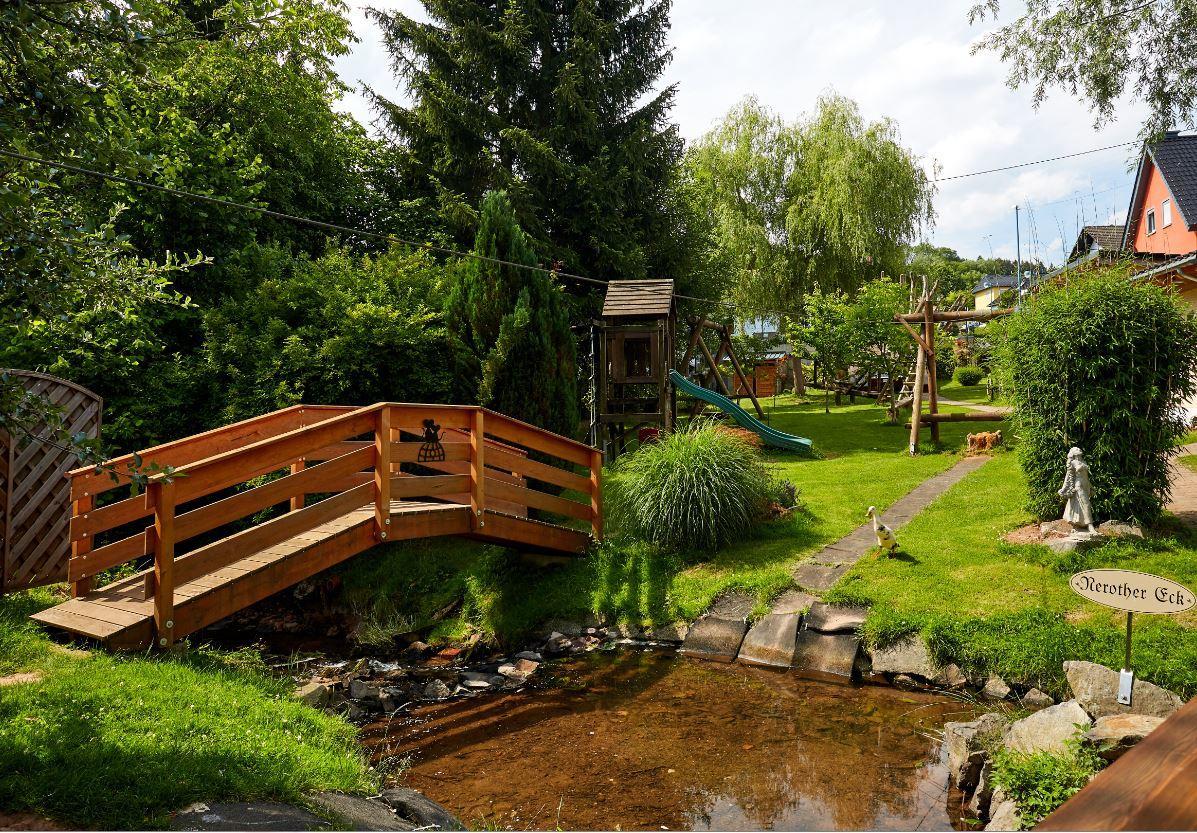 Hotel Am Eifelsteig Neroth Екстер'єр фото